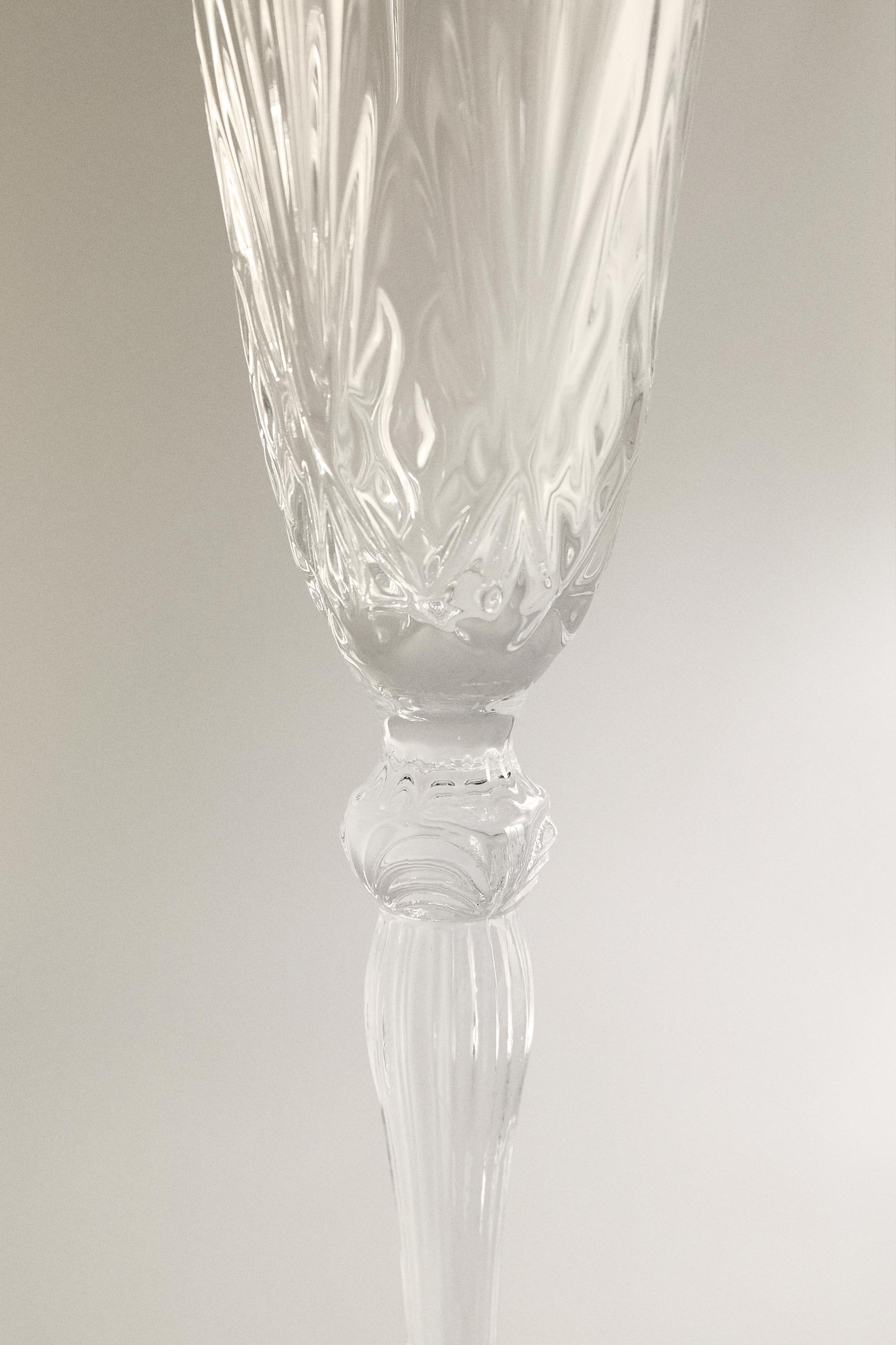 ENGRAVED CRYSTALLINE FLUTE GLASS